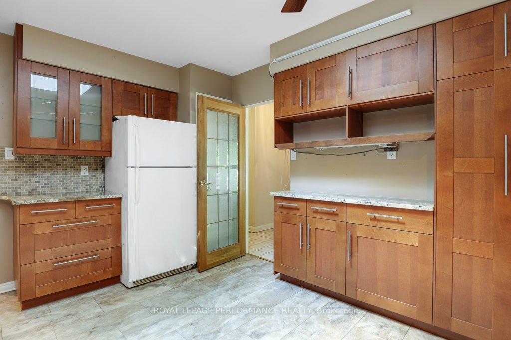Photo 16 of 1388 Wesmar Drive, Ottawa, Alta Vista — HOMEH