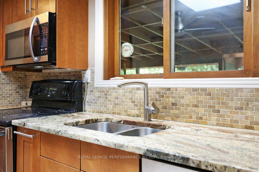 Photo 17 of 1388 Wesmar Drive, Ottawa, Alta Vista — HOMEH
