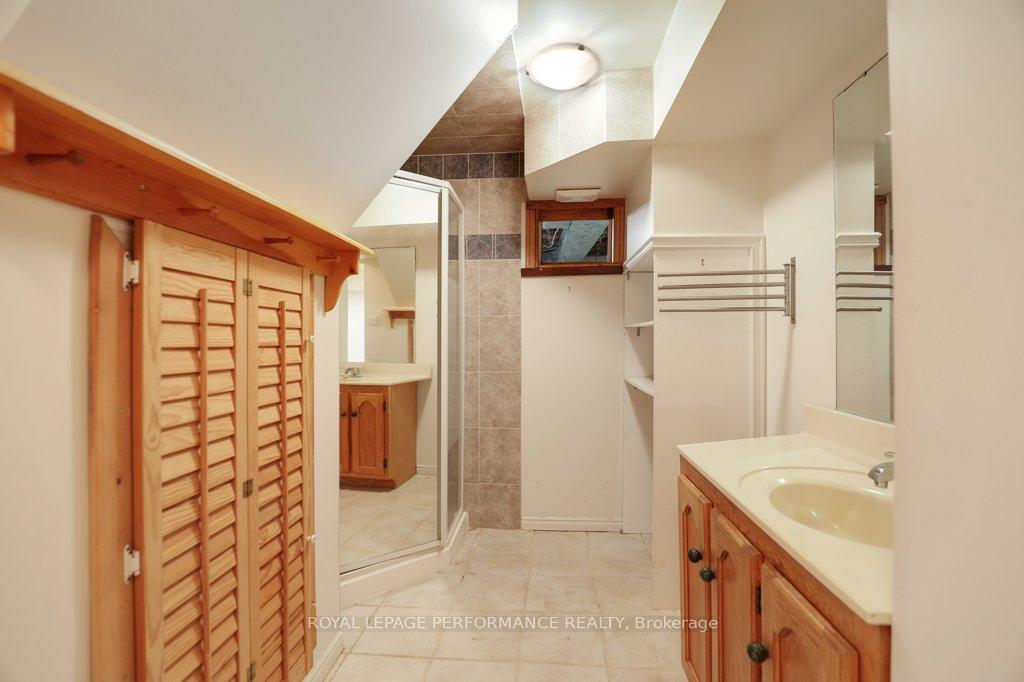 Photo 33 of 1388 Wesmar Drive, Ottawa, Alta Vista — HOMEH