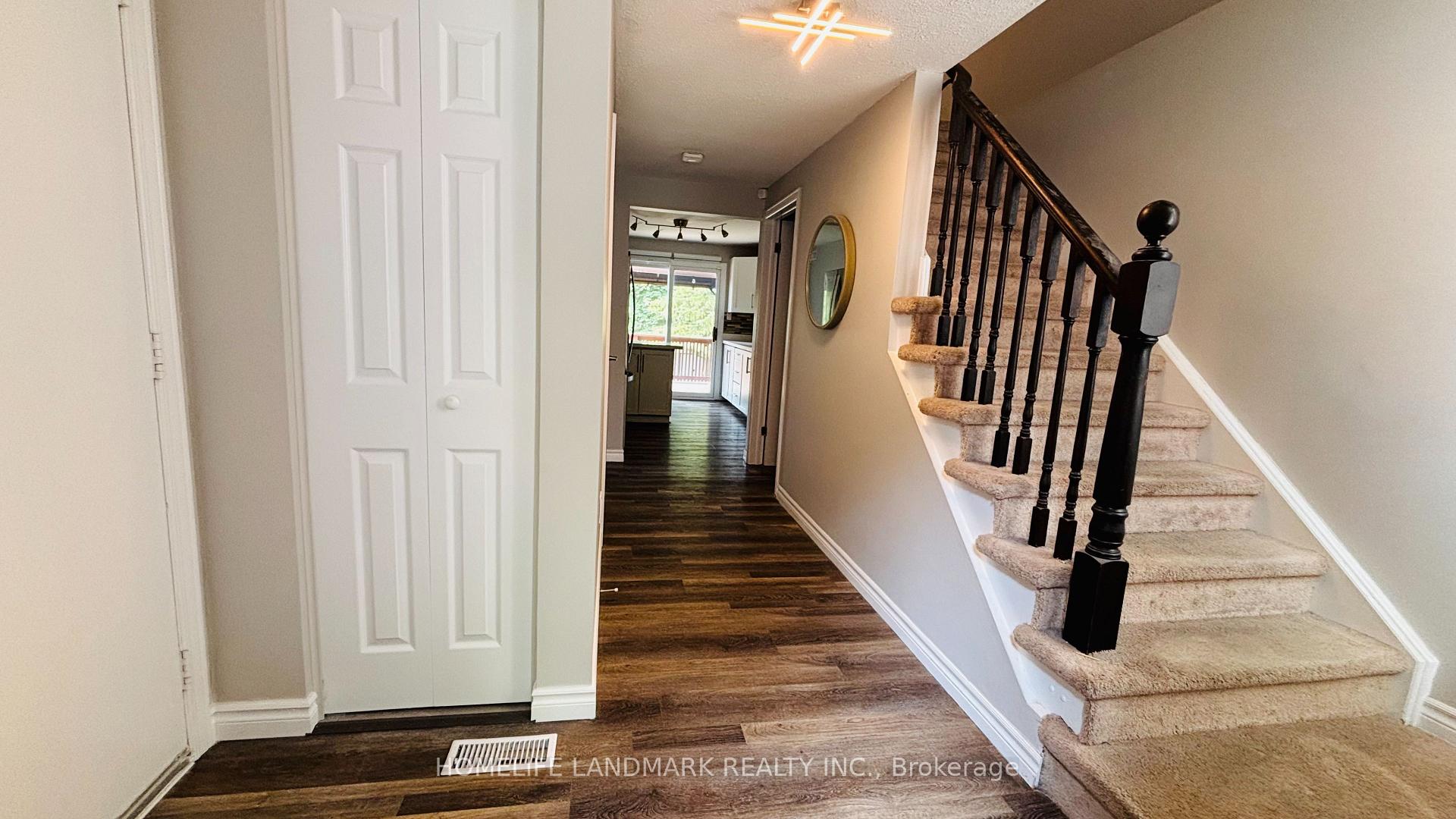 Photo 2 of 494 Old Orchard Place, Waterloo, Westvale — HOMEH
