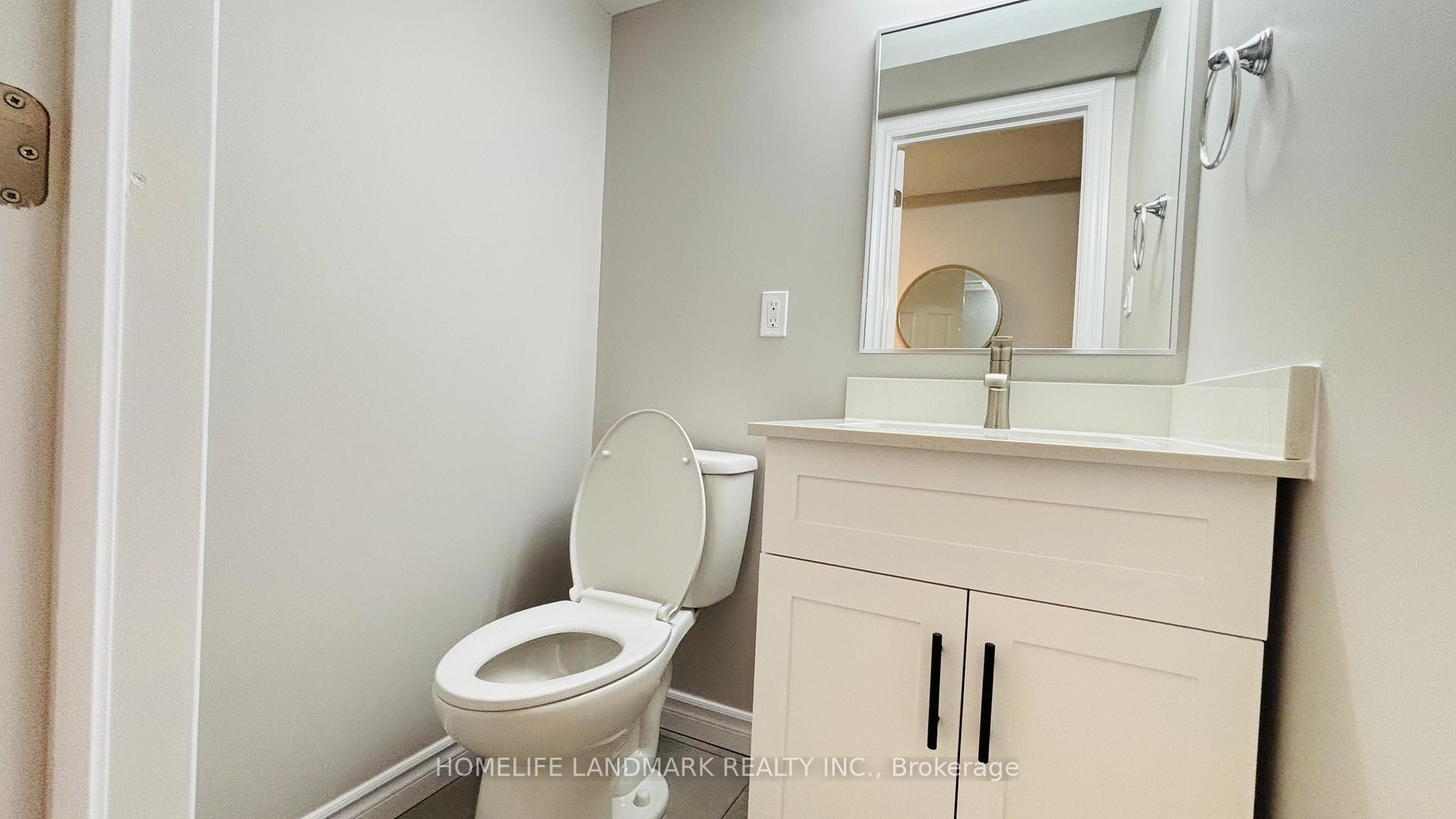 Photo 3 of 494 Old Orchard Place, Waterloo, Westvale — HOMEH