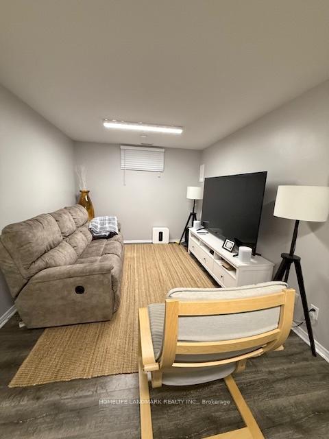 Photo 13 of 494 Old Orchard Place, Waterloo, Westvale — HOMEH