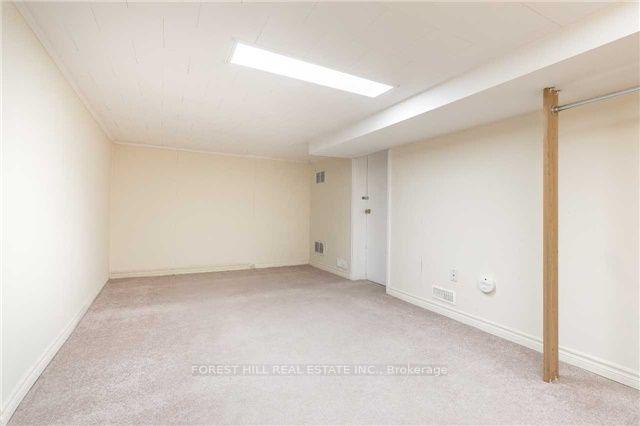 Photo 13 of 90 Arnold Avenue, Vaughan, Crestwood-Springfarm-Yorkhill — HOMEH