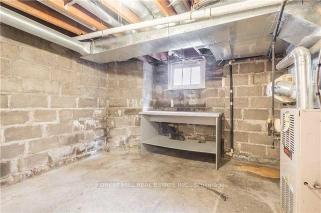 Photo 17 of 90 Arnold Avenue, Vaughan, Crestwood-Springfarm-Yorkhill — HOMEH