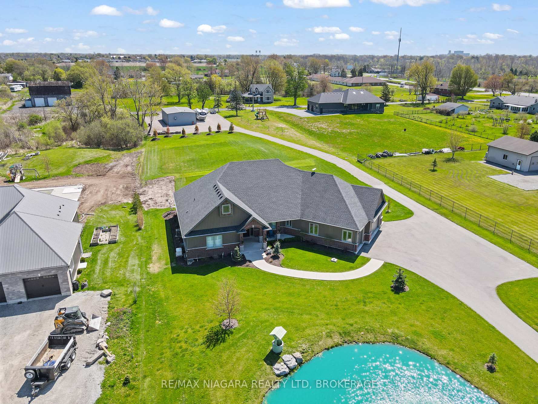 Photo 2 of 20227 Youngs Road S, Wainfleet, Marshville/Winger — HOMEH