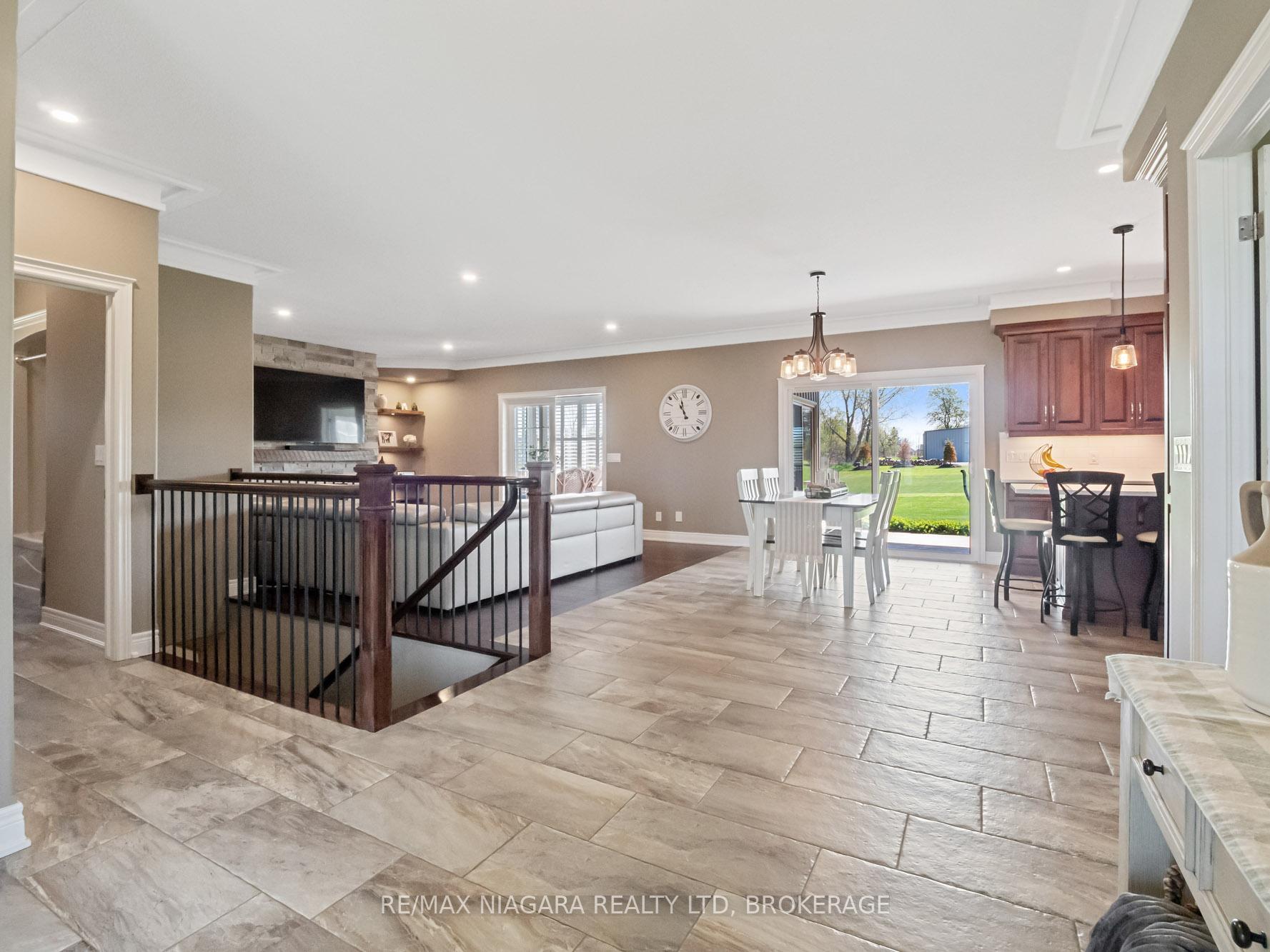 Photo 6 of 20227 Youngs Road S, Wainfleet, Marshville/Winger — HOMEH