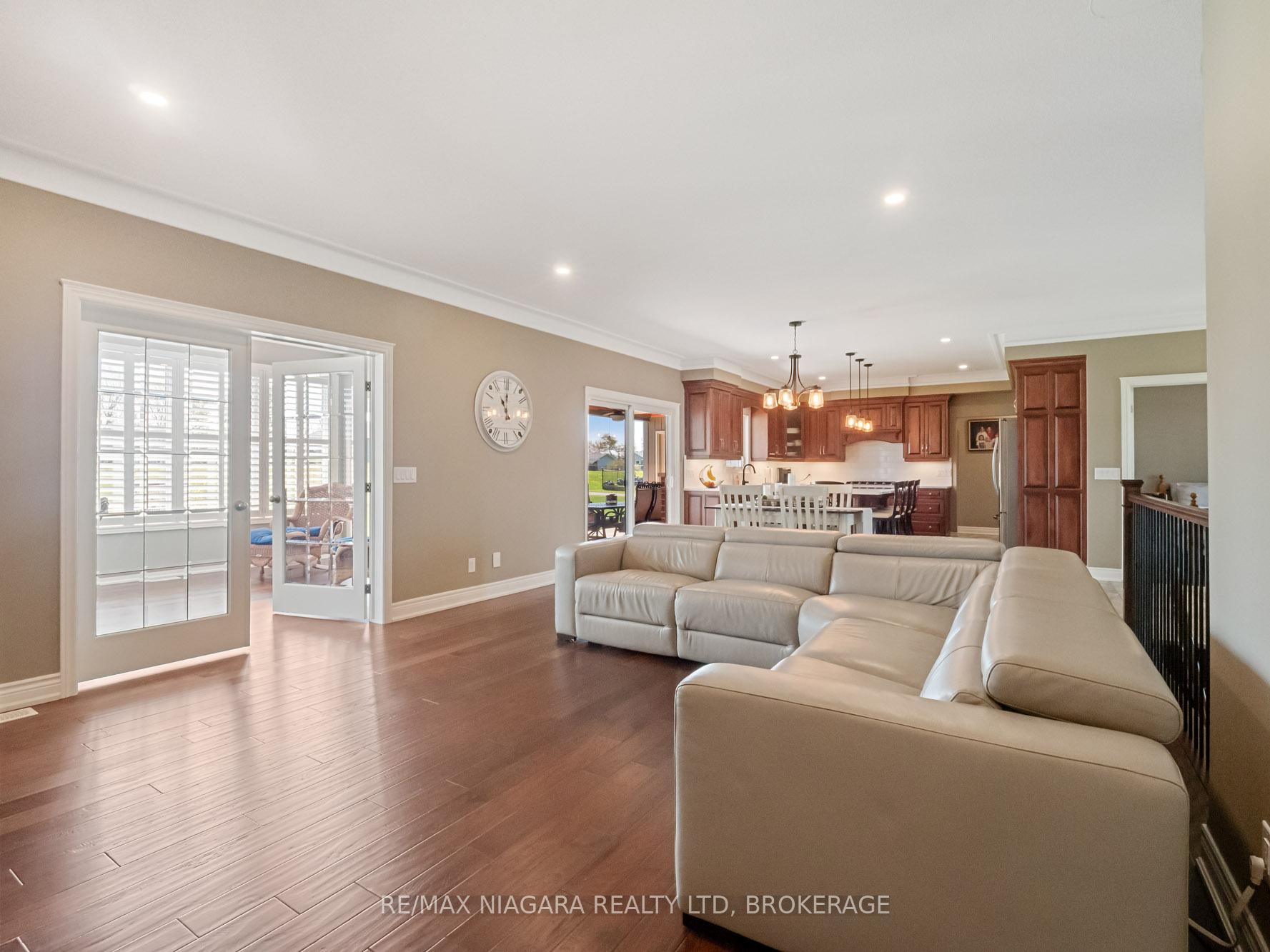 Photo 7 of 20227 Youngs Road S, Wainfleet, Marshville/Winger — HOMEH