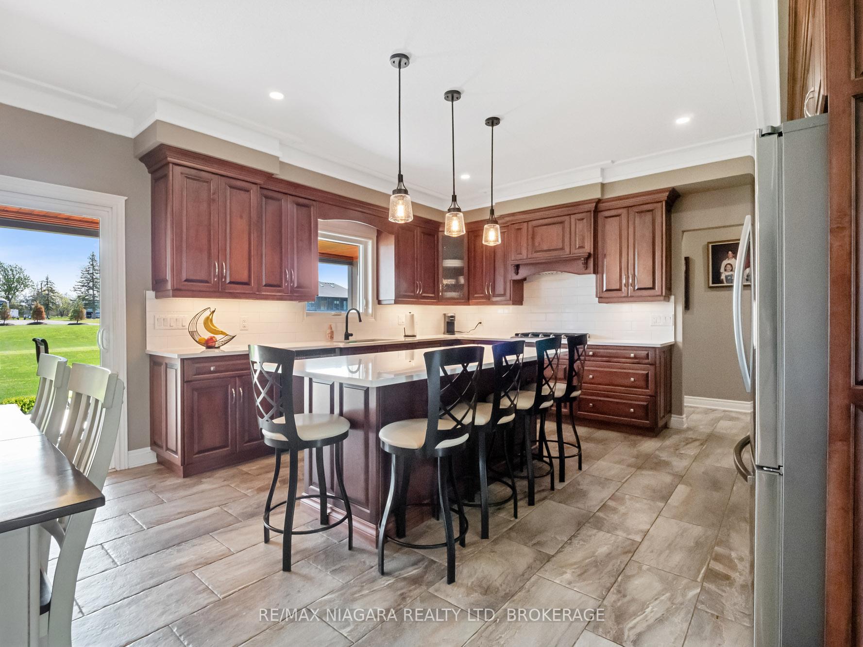 Photo 11 of 20227 Youngs Road S, Wainfleet, Marshville/Winger — HOMEH