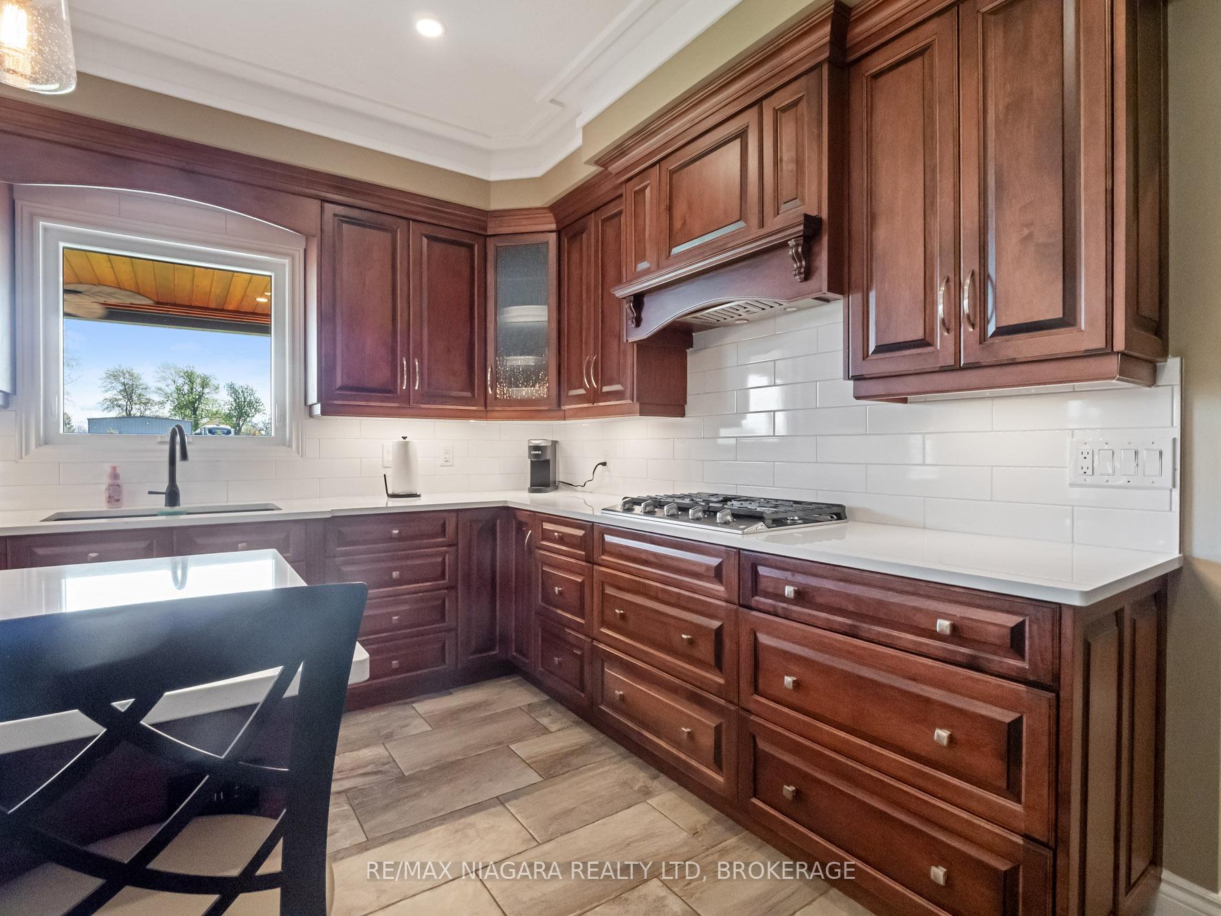 Photo 13 of 20227 Youngs Road S, Wainfleet, Marshville/Winger — HOMEH