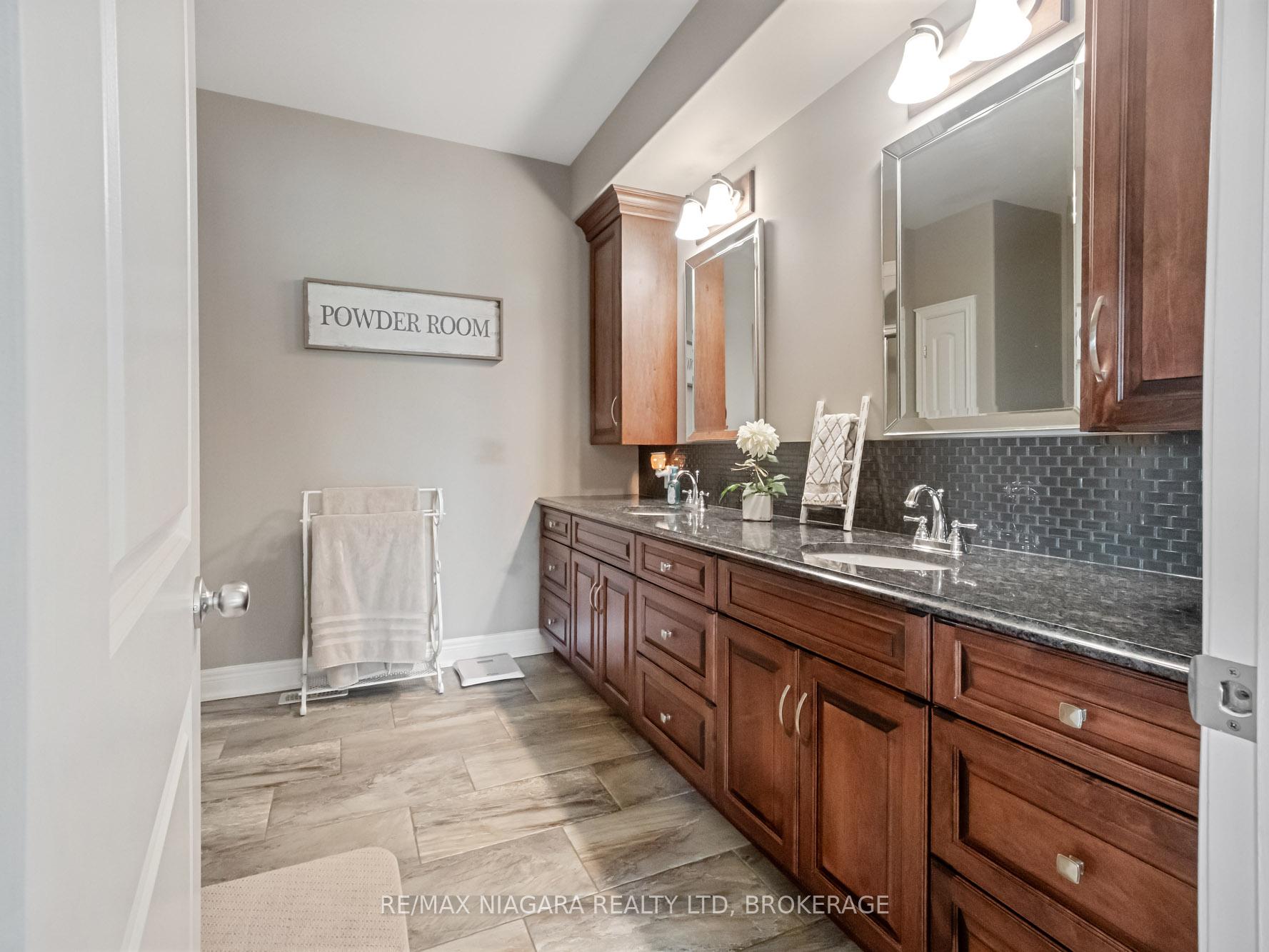 Photo 23 of 20227 Youngs Road S, Wainfleet, Marshville/Winger — HOMEH