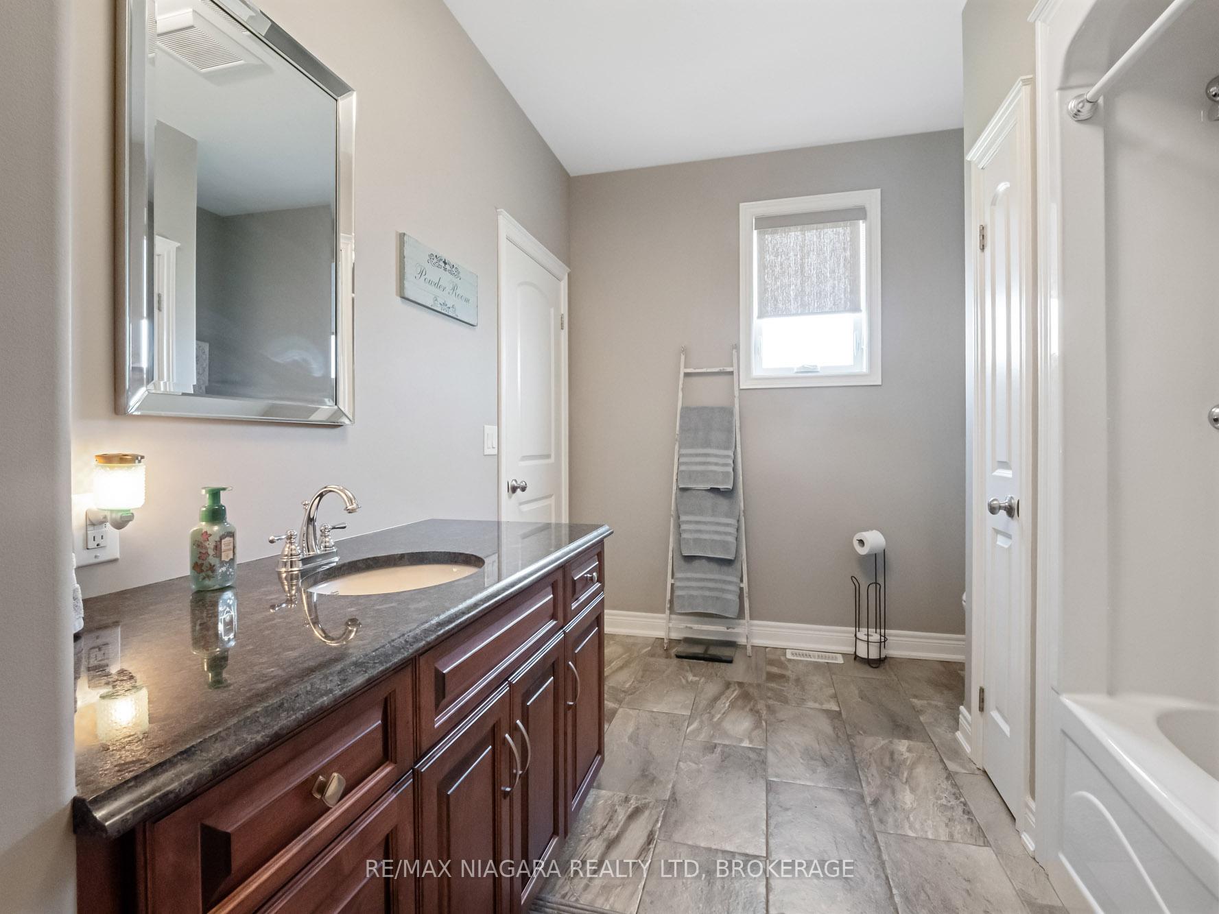 Photo 26 of 20227 Youngs Road S, Wainfleet, Marshville/Winger — HOMEH