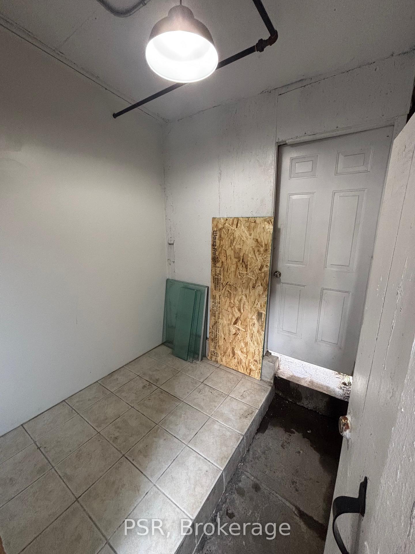 Photo 4 of Unit Lower, 2032 Davenport Road, Toronto, Weston-Pellam Park — HOMEH