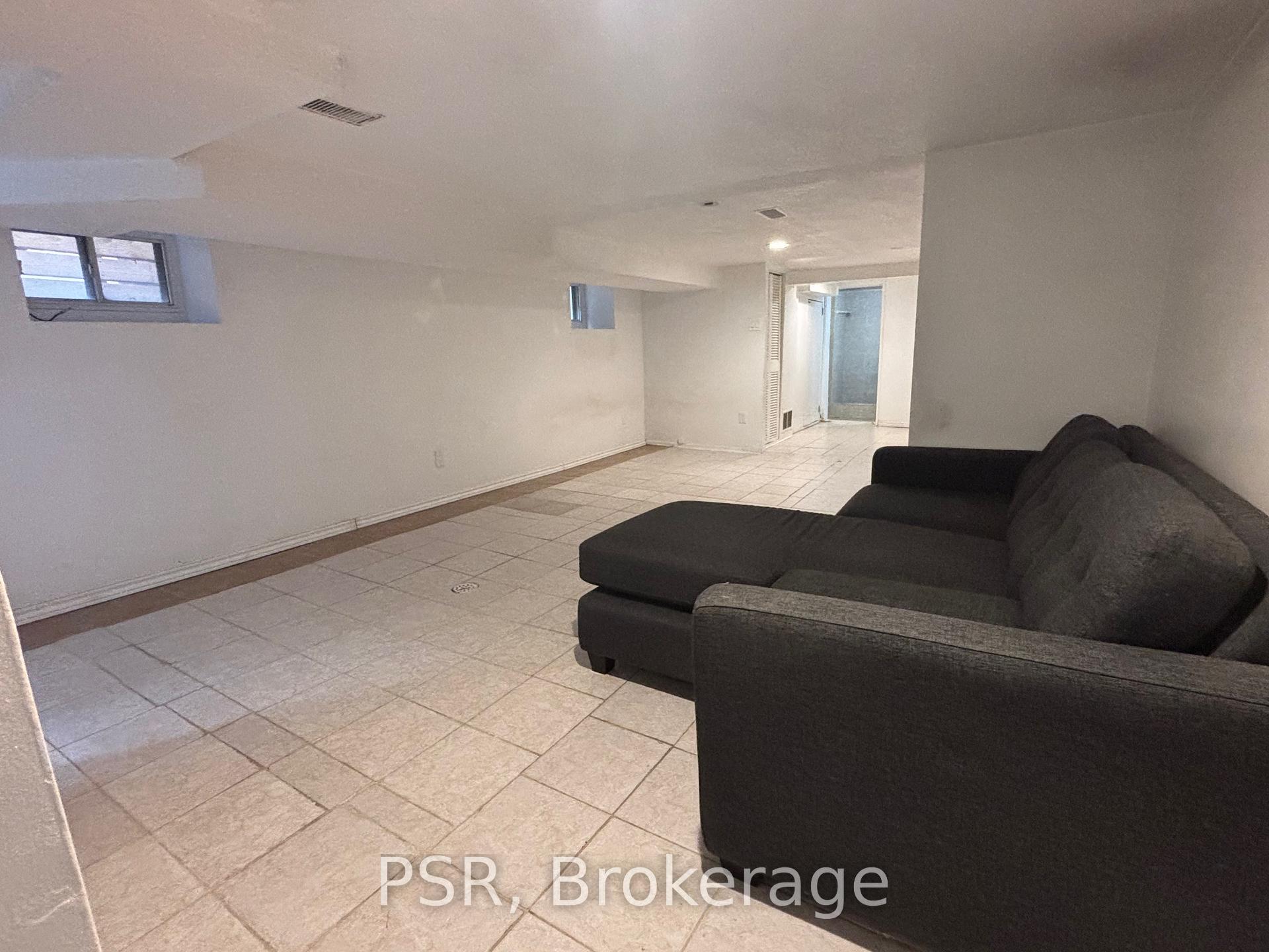 Photo 10 of Unit Lower, 2032 Davenport Road, Toronto, Weston-Pellam Park — HOMEH