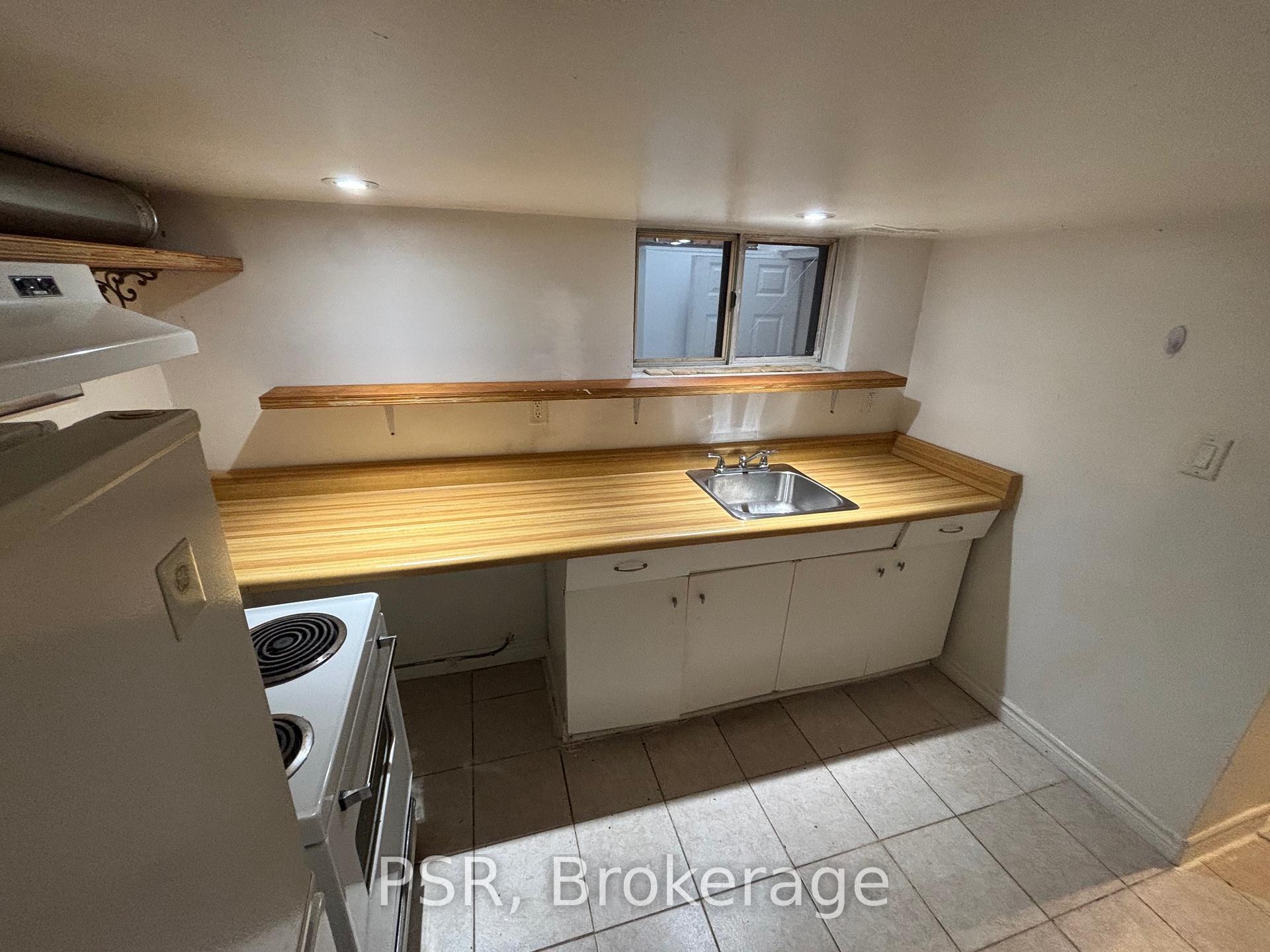 Photo 15 of Unit Lower, 2032 Davenport Road, Toronto, Weston-Pellam Park — HOMEH