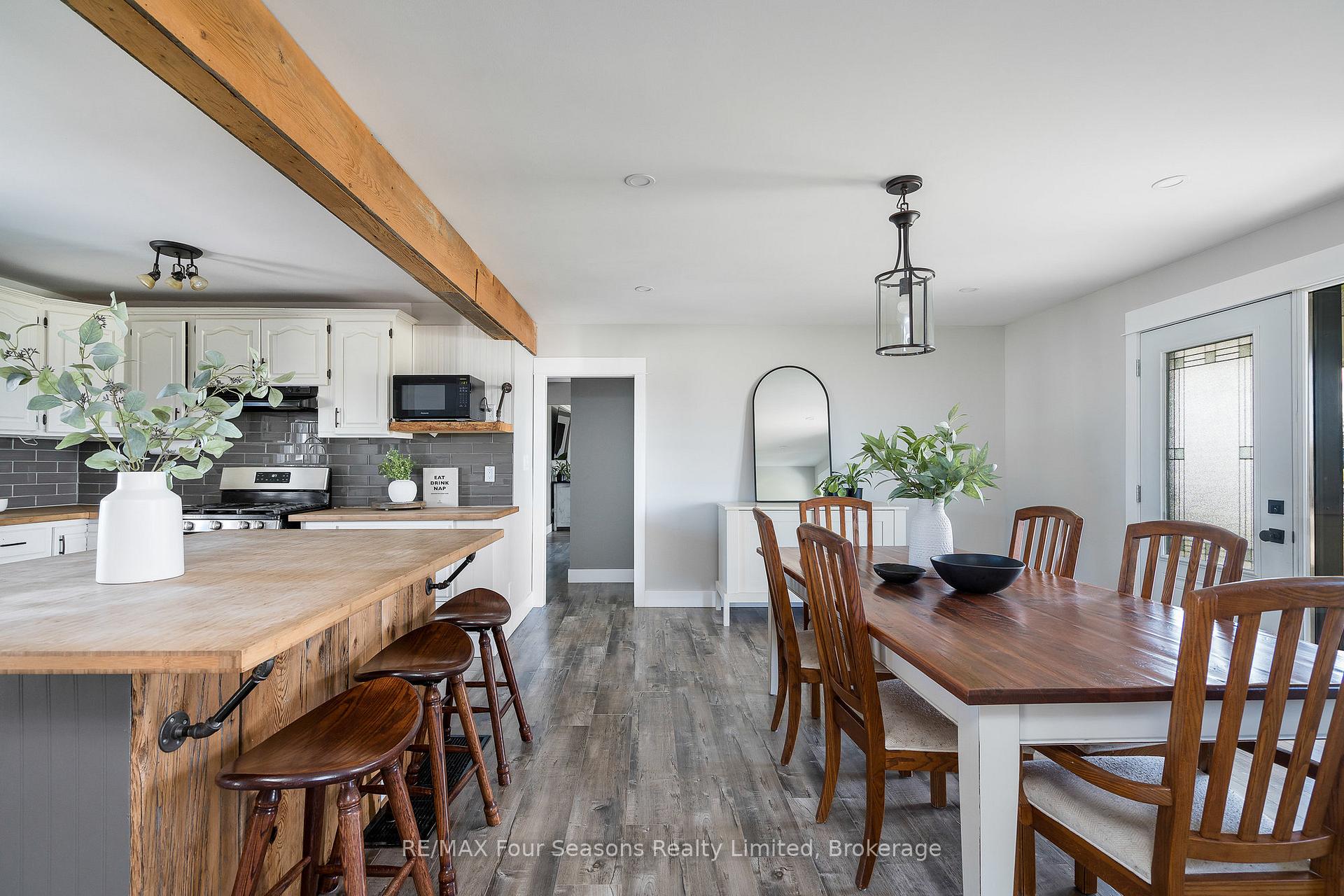 Photo 16 of 475 Lyons Court, Wasaga Beach — HOMEH