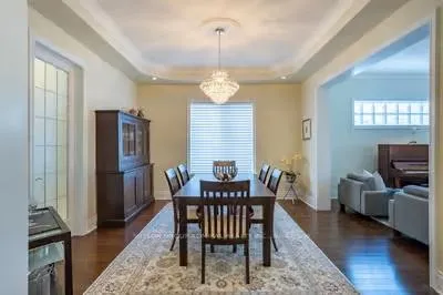 Photo 3 of 203 Hunterwood Chase, Vaughan, Rural Vaughan — HOMEH