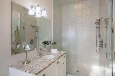 Photo 11 of 203 Hunterwood Chase, Vaughan, Rural Vaughan — HOMEH