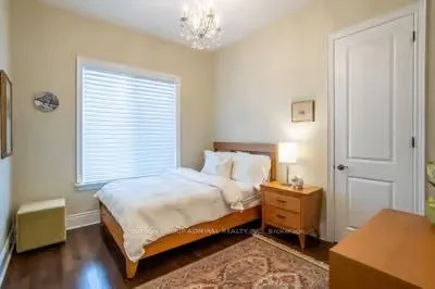 Photo 12 of 203 Hunterwood Chase, Vaughan, Rural Vaughan — HOMEH