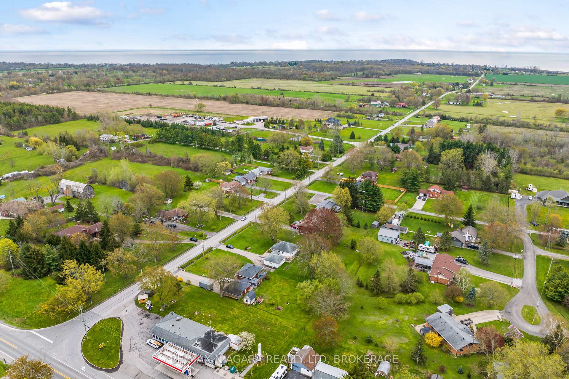 Photo 30 of 11692 Burnaby Road, Wainfleet, Marshville/Winger — HOMEH