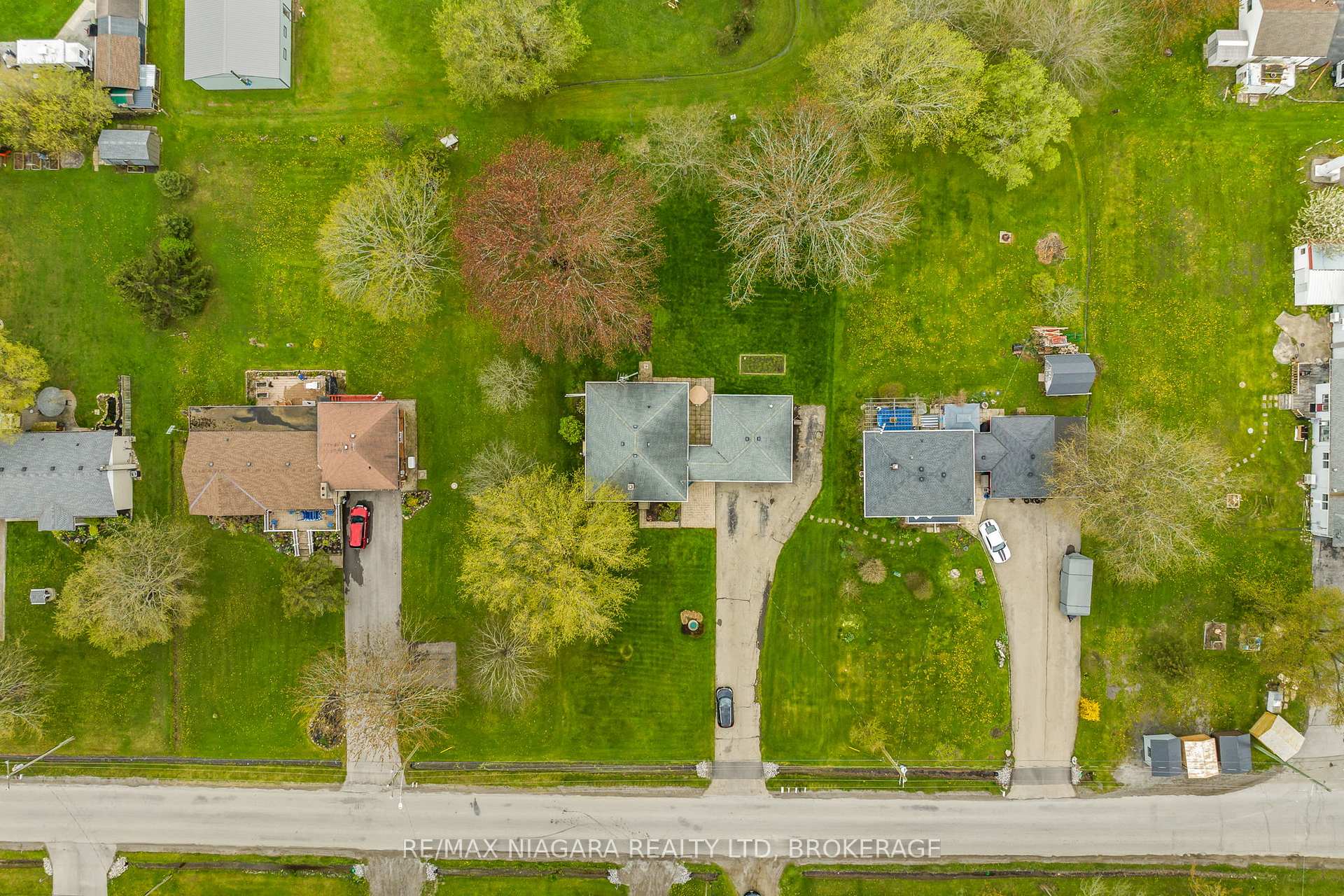 Photo 33 of 11692 Burnaby Road, Wainfleet, Marshville/Winger — HOMEH