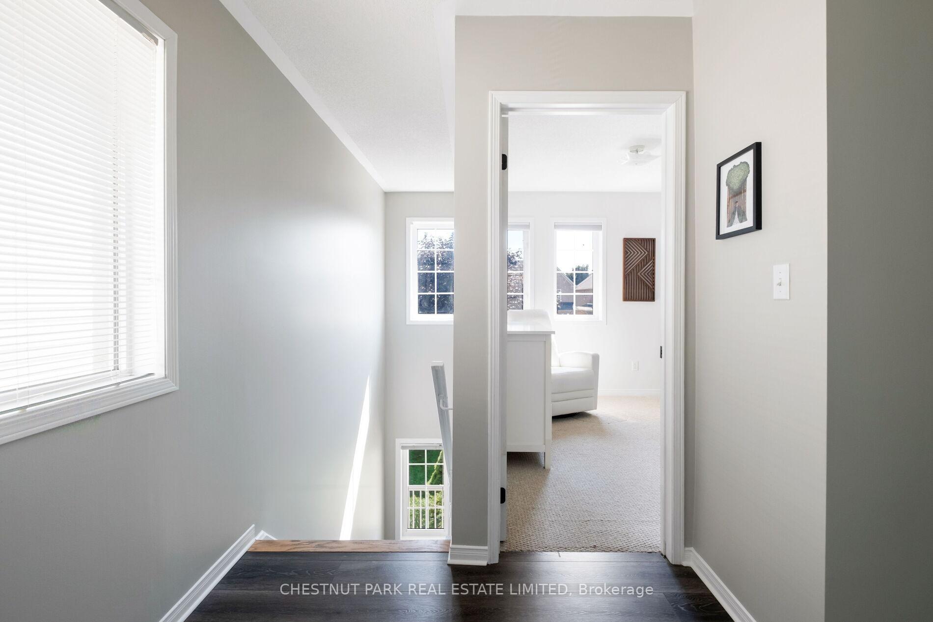 Photo 25 of 5 Bolster Lane, Uxbridge — HOMEH