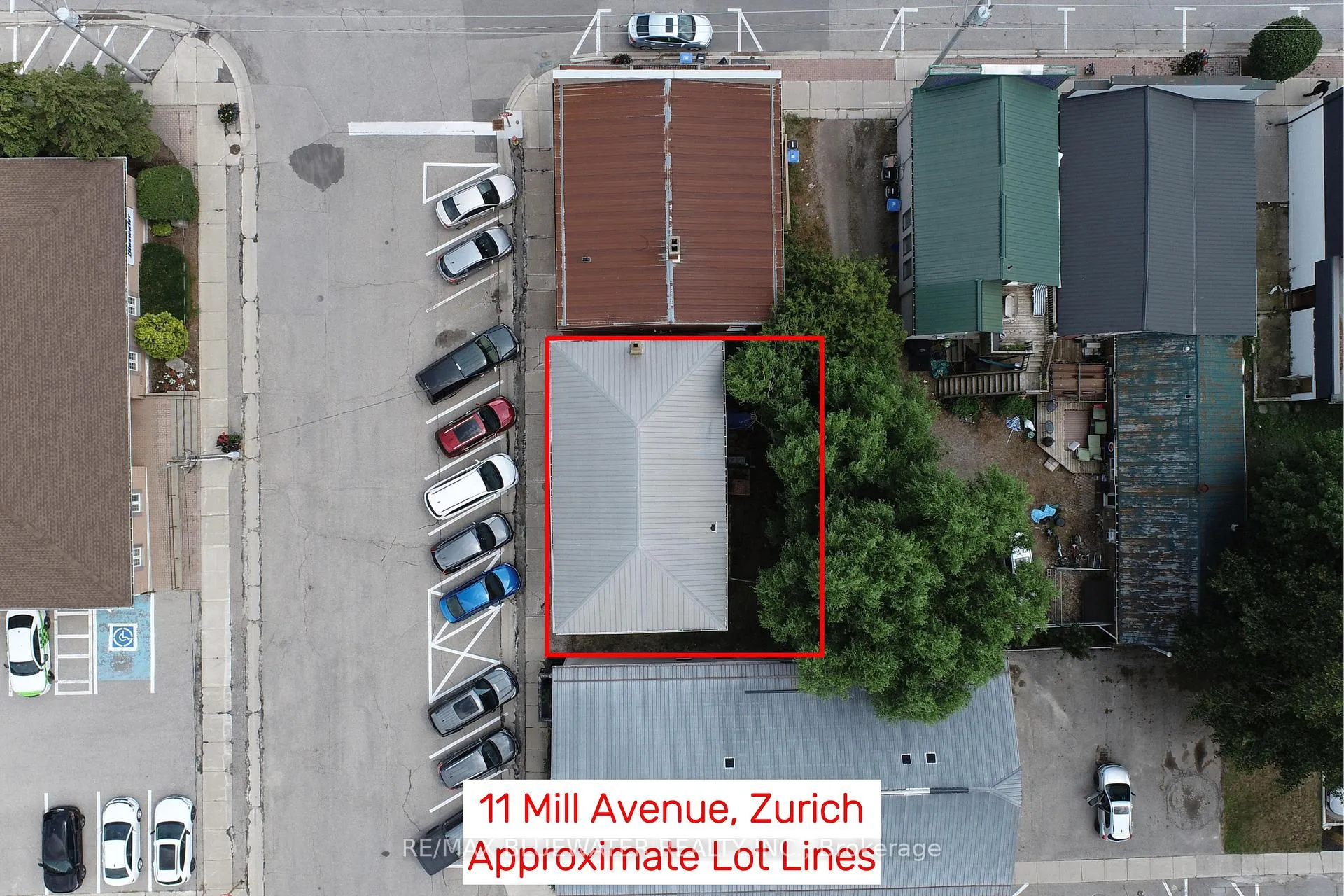 Photo 4 of 11 Mill Avenue, Bluewater, Zurich — HOMEH