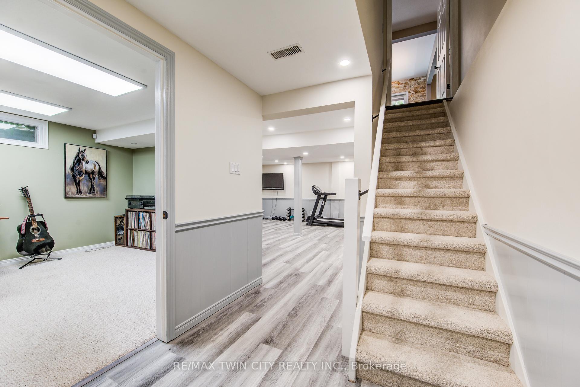 Photo 24 of 295 Wiltshire Place, Waterloo — HOMEH