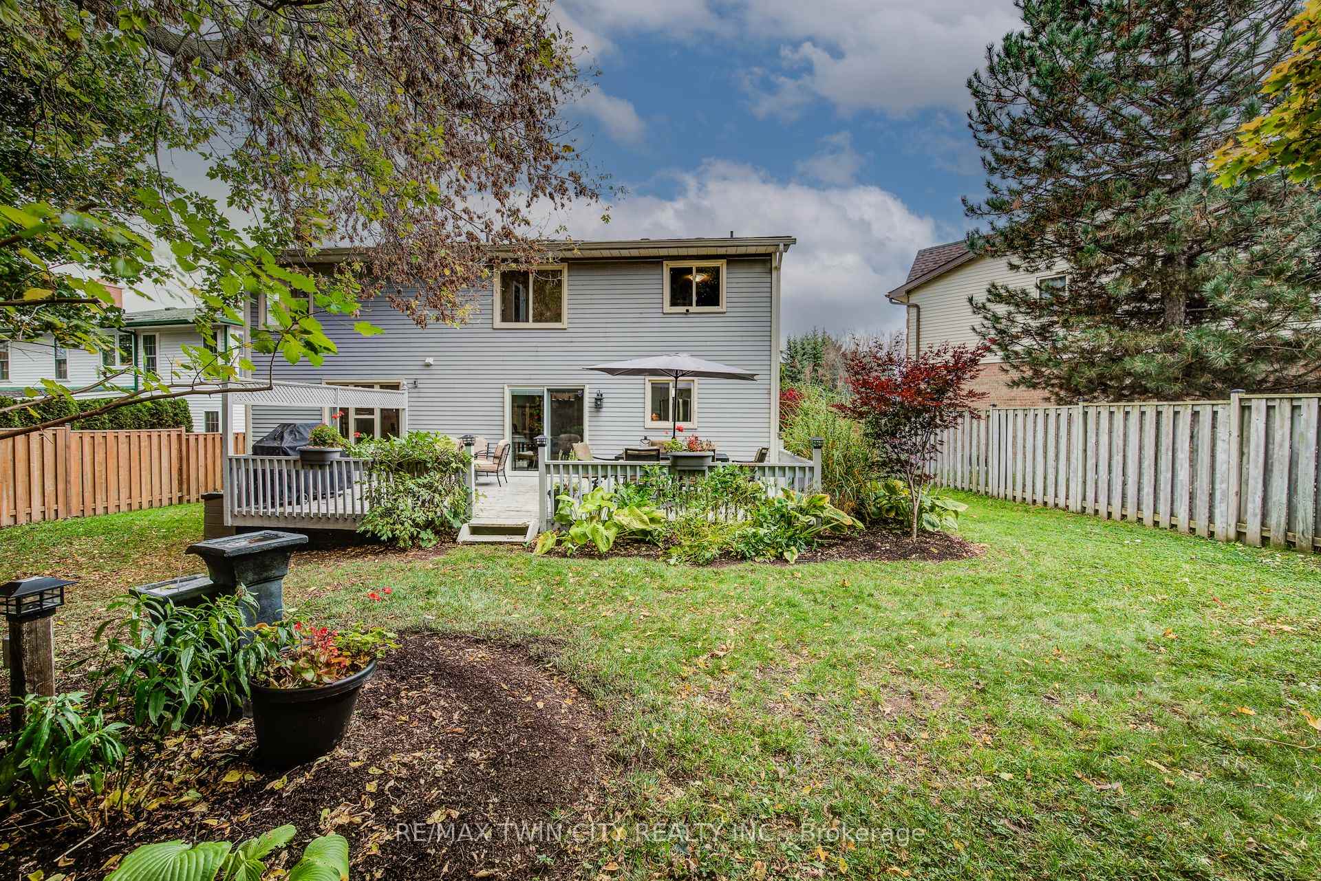 Photo 36 of 295 Wiltshire Place, Waterloo — HOMEH