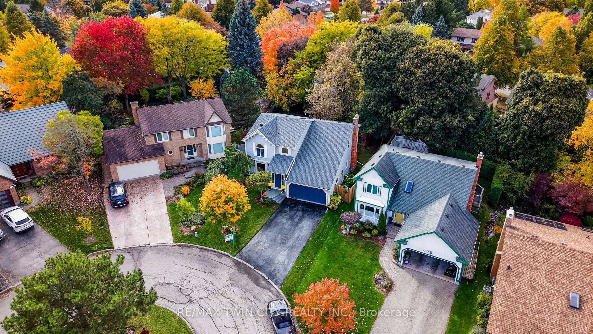 Photo 38 of 295 Wiltshire Place, Waterloo — HOMEH