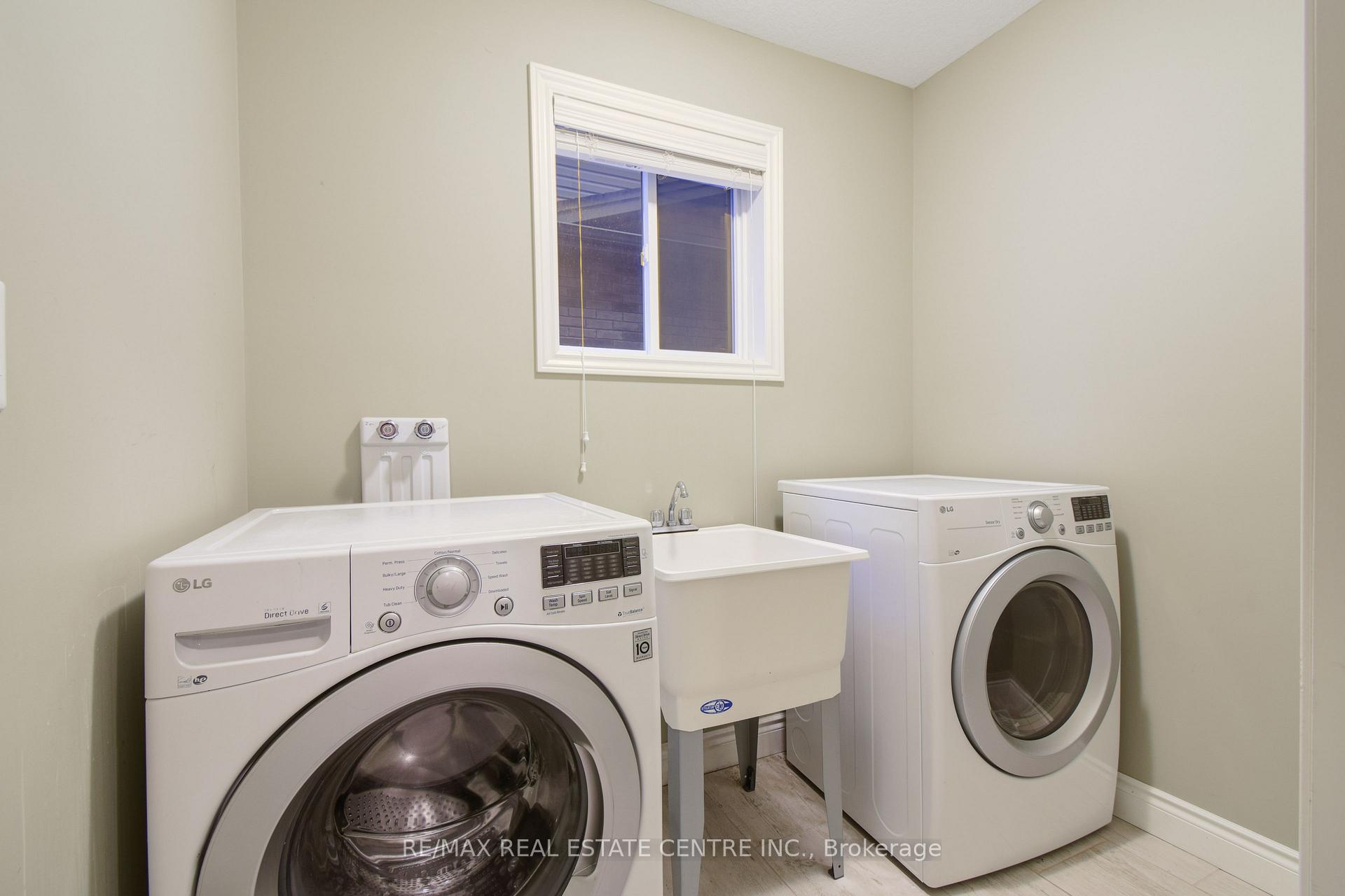 Photo 32 of 520 Sundew Drive, Waterloo, Beechwood — HOMEH