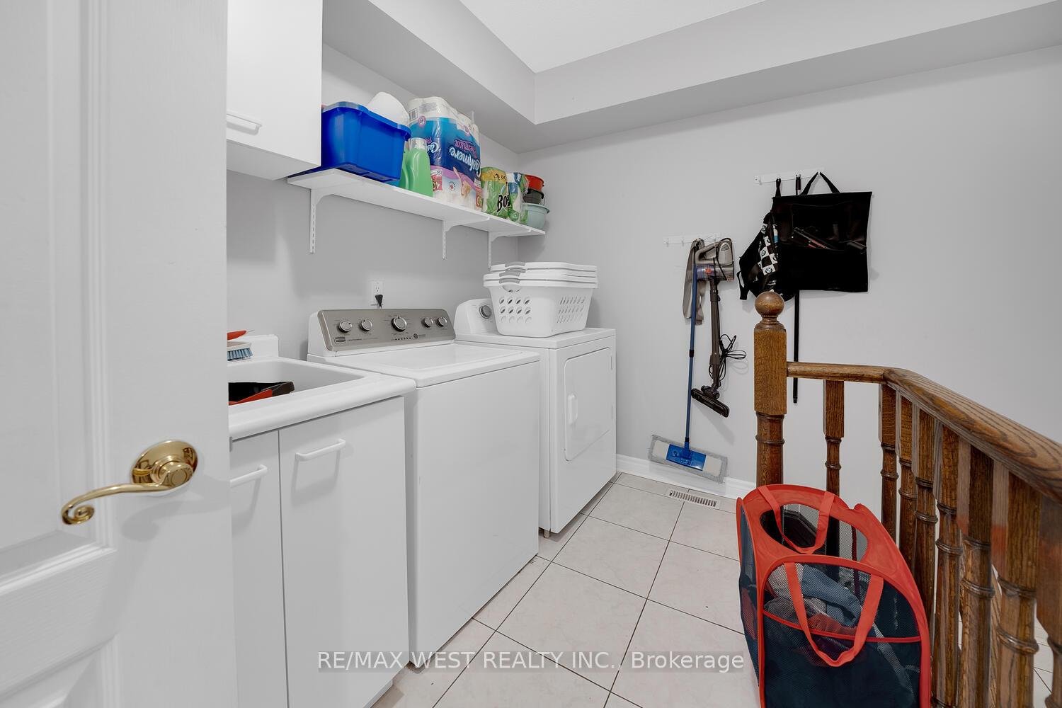 Photo 21 of 38 John Kline Lane, Vaughan, Kleinburg — HOMEH