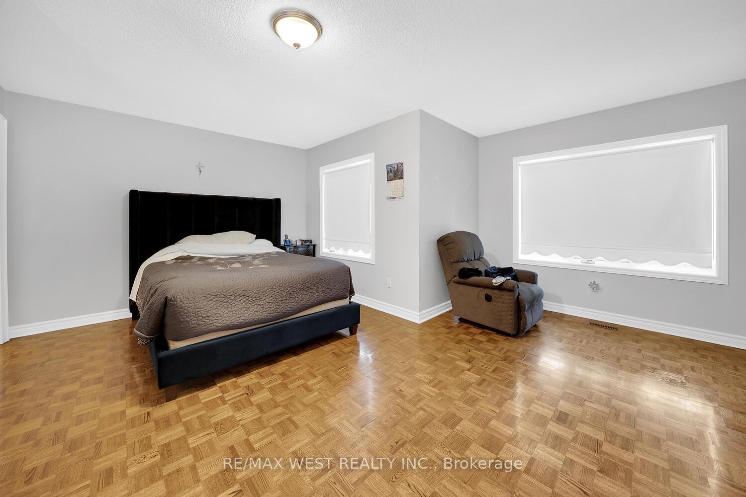 Photo 33 of 38 John Kline Lane, Vaughan, Kleinburg — HOMEH