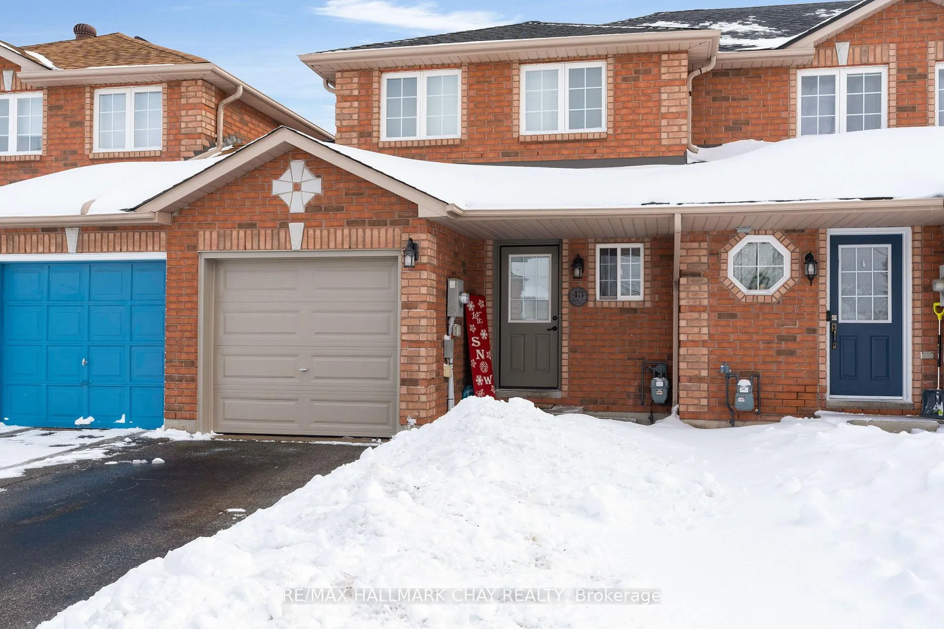 Photo 1 of 43 Srigley Street, Barrie, Holly — HOMEH