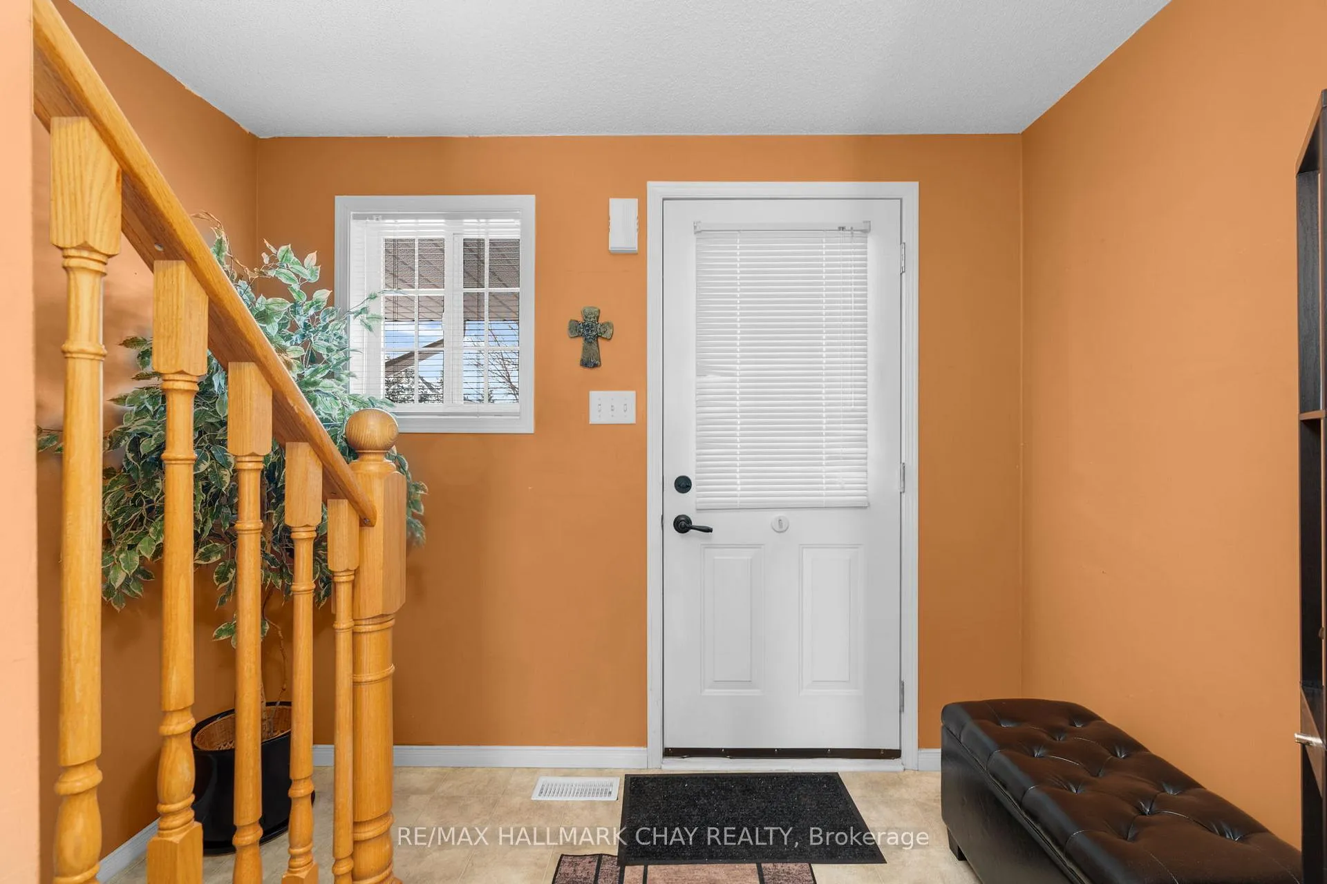 Photo 5 of 43 Srigley Street, Barrie, Holly — HOMEH