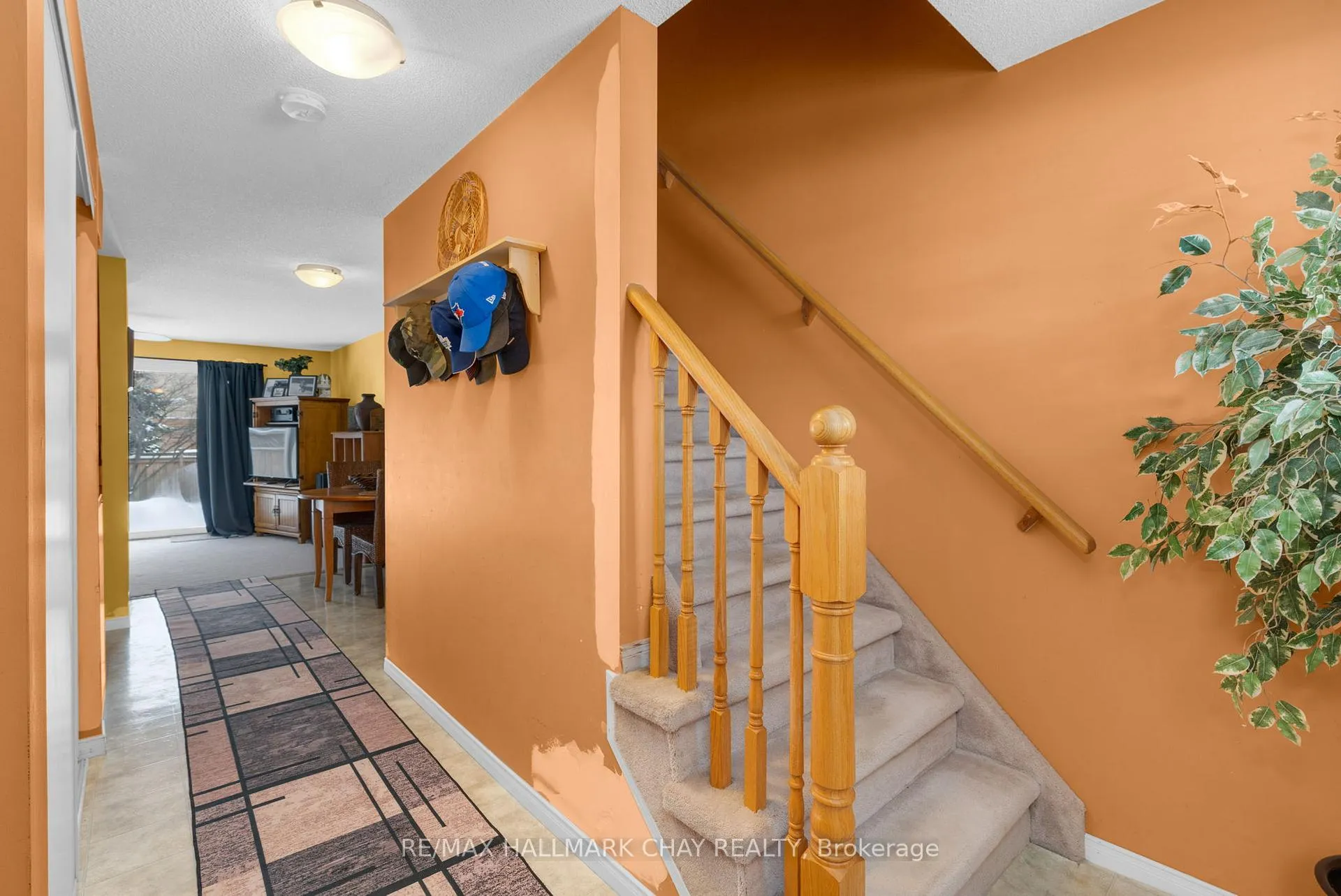 Photo 6 of 43 Srigley Street, Barrie, Holly — HOMEH