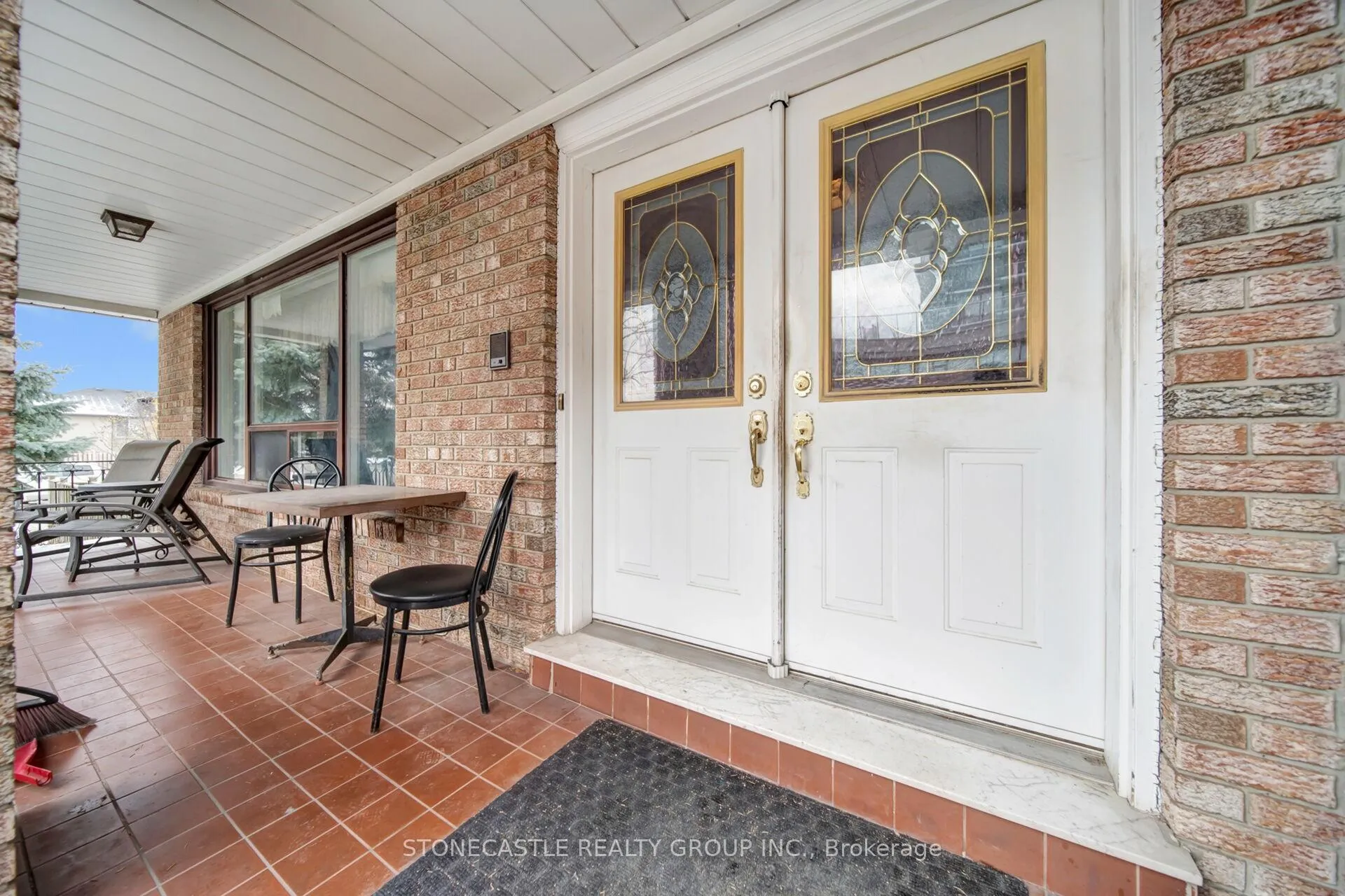 Photo 6 of 5 Francine Court, Vaughan, East Woodbridge — HOMEH