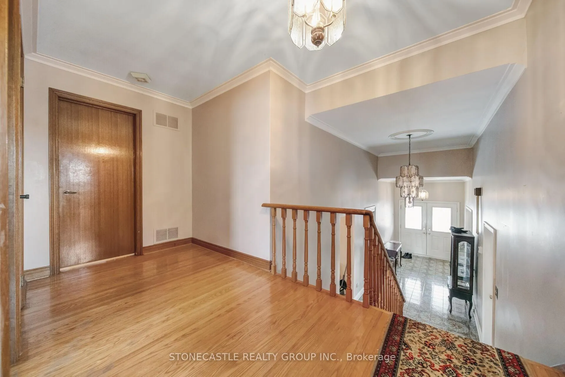 Photo 20 of 5 Francine Court, Vaughan, East Woodbridge — HOMEH