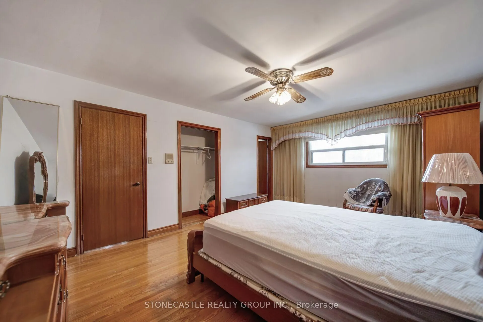Photo 23 of 5 Francine Court, Vaughan, East Woodbridge — HOMEH