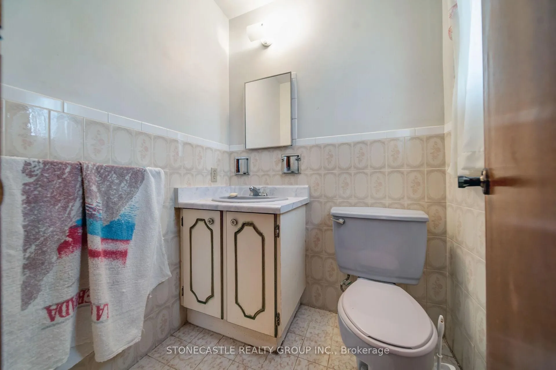 Photo 24 of 5 Francine Court, Vaughan, East Woodbridge — HOMEH
