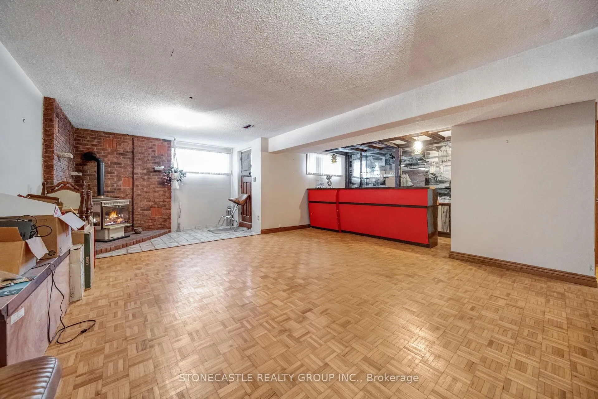 Photo 37 of 5 Francine Court, Vaughan, East Woodbridge — HOMEH