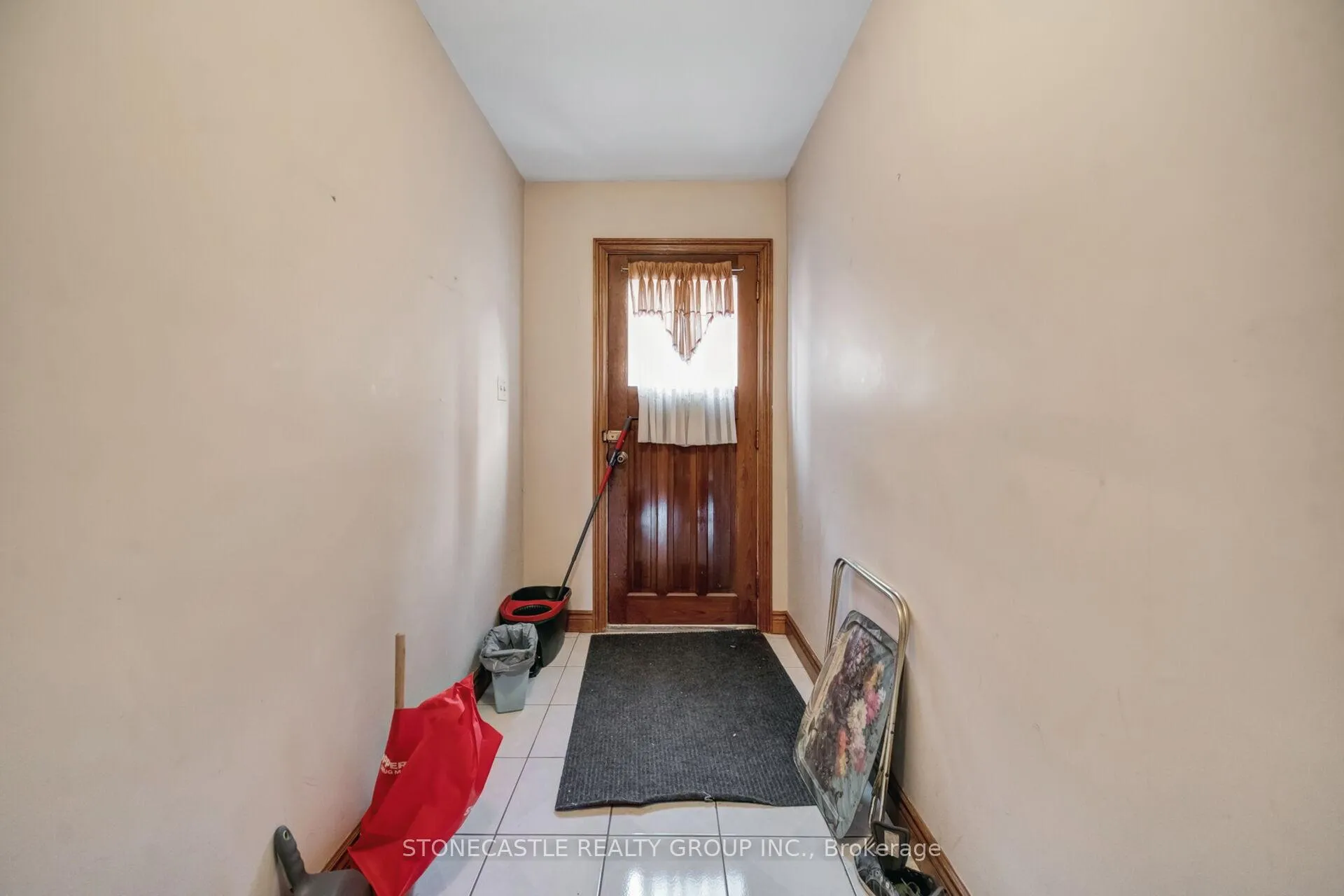 Photo 38 of 5 Francine Court, Vaughan, East Woodbridge — HOMEH