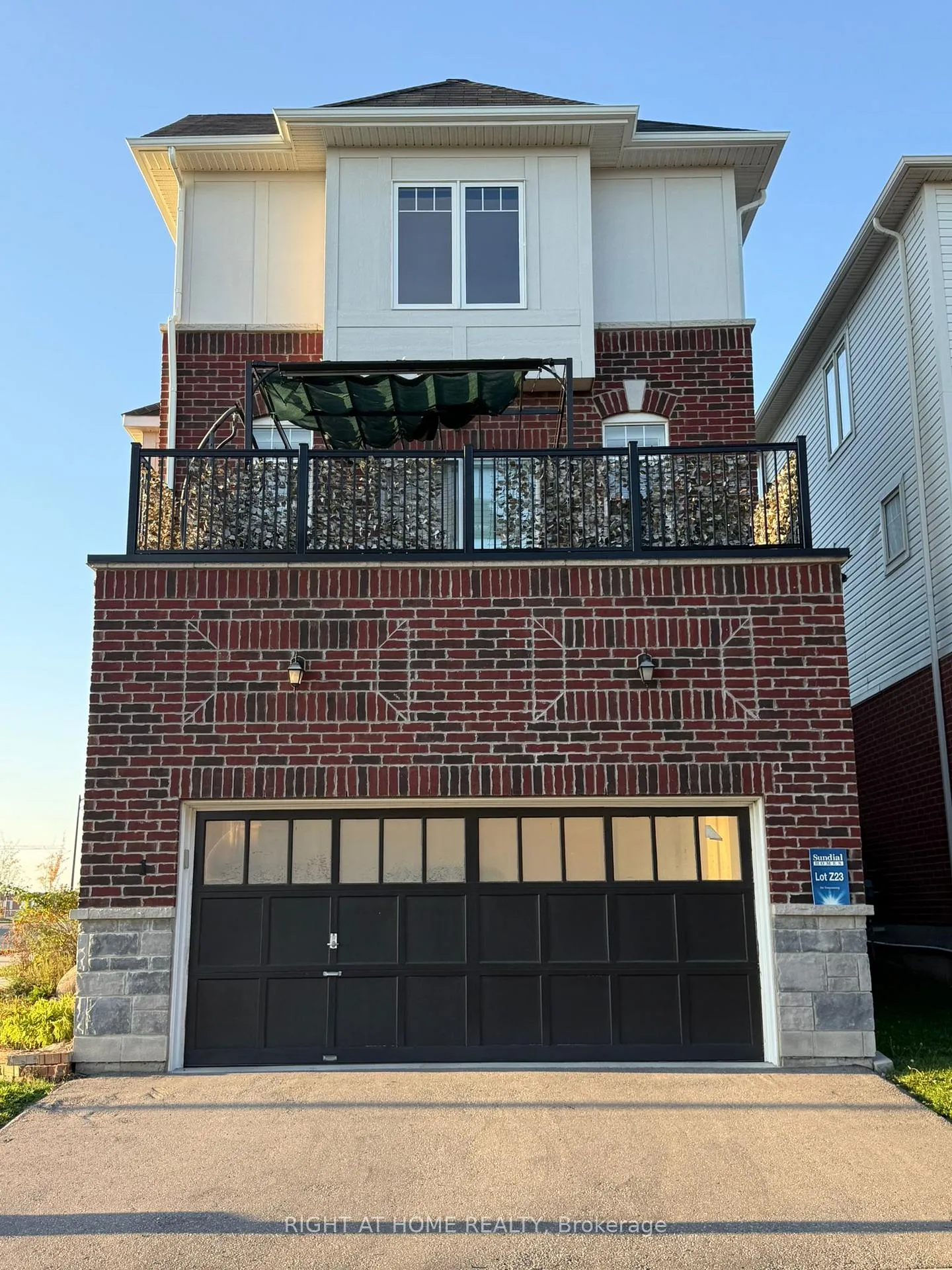 Photo 4 of 1 Mortlock Street E, Ajax, Central East — HOMEH