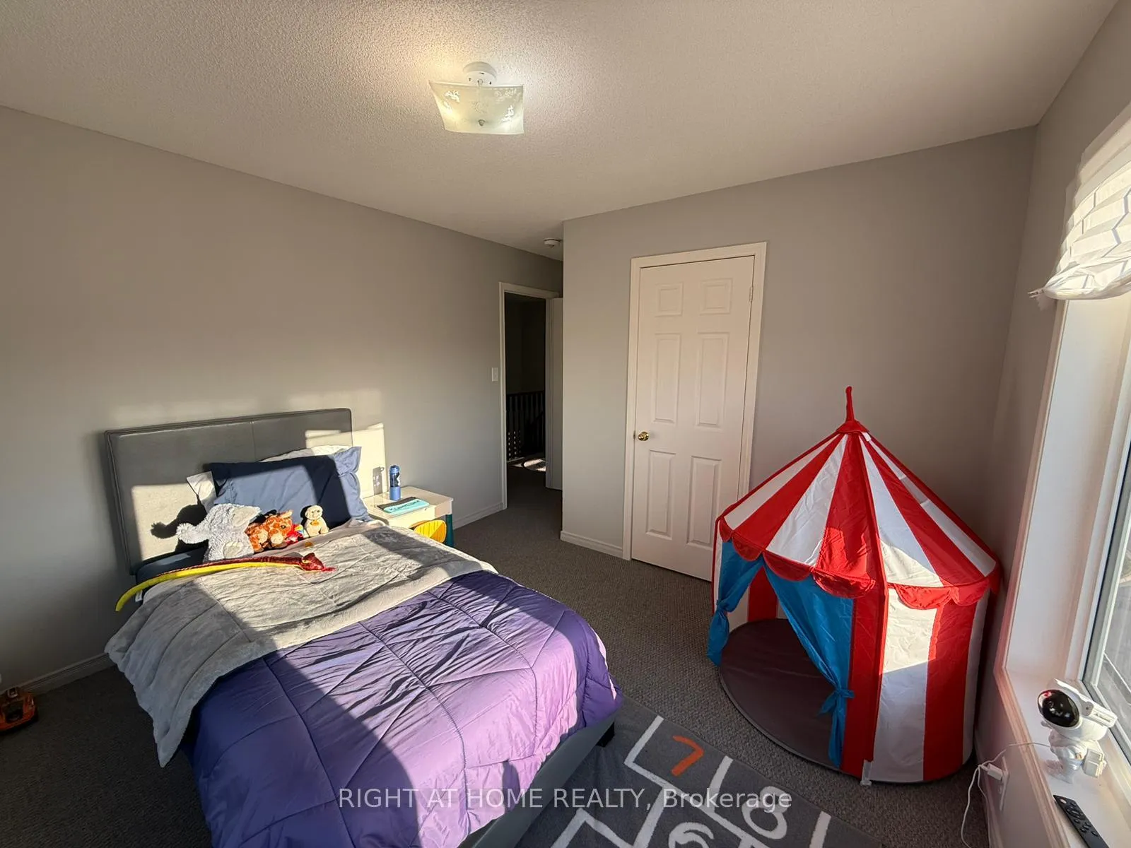 Photo 20 of 1 Mortlock Street E, Ajax, Central East — HOMEH