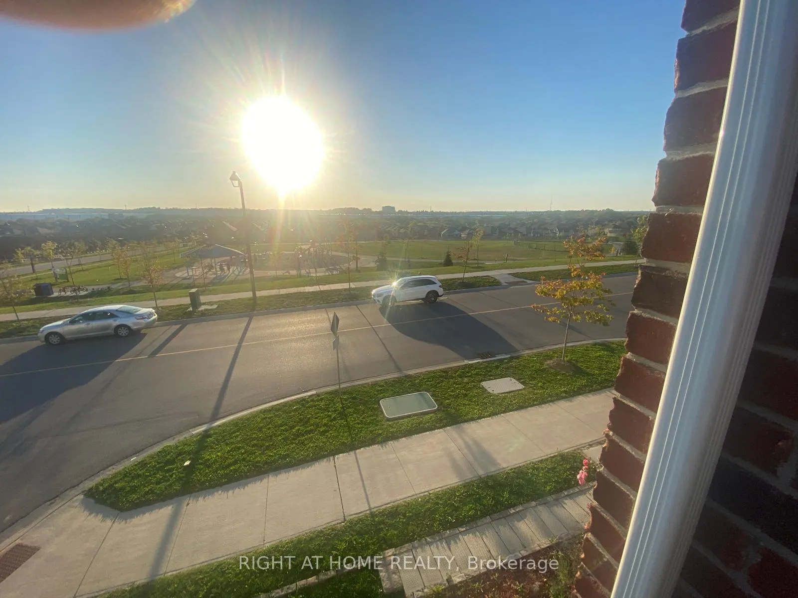 Photo 40 of 1 Mortlock Street E, Ajax, Central East — HOMEH