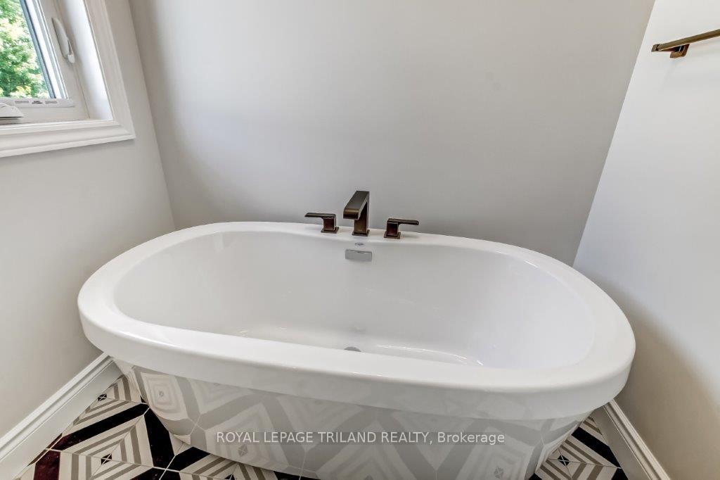 Photo 20 of Lot 7 Macleod Court, West Elgin, West Lorne — HOMEH