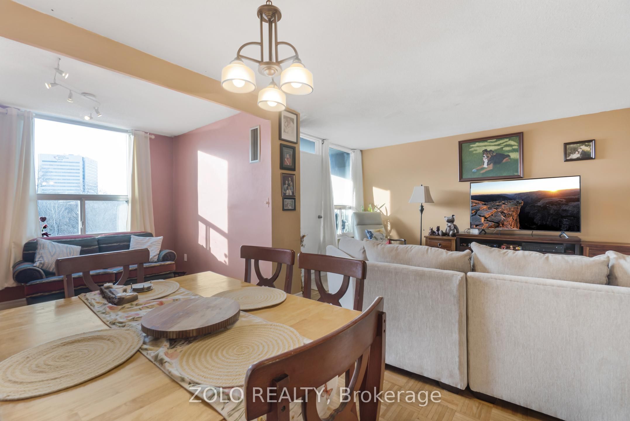 Photo 39 of Unit 618, 10 Edgecliff Golfway, Toronto, Flemingdon Park — HOMEH