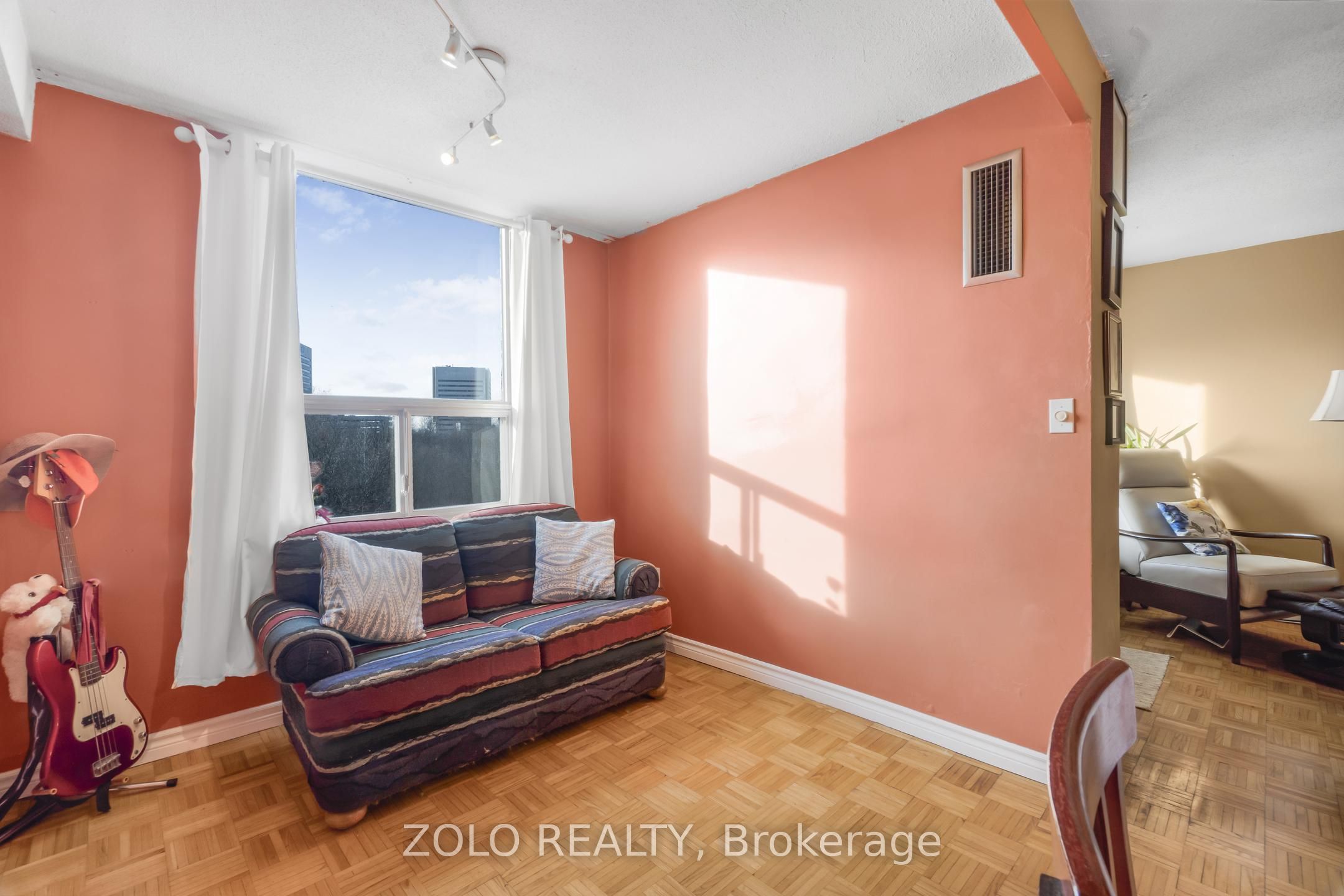 Photo 42 of Unit 618, 10 Edgecliff Golfway, Toronto, Flemingdon Park — HOMEH