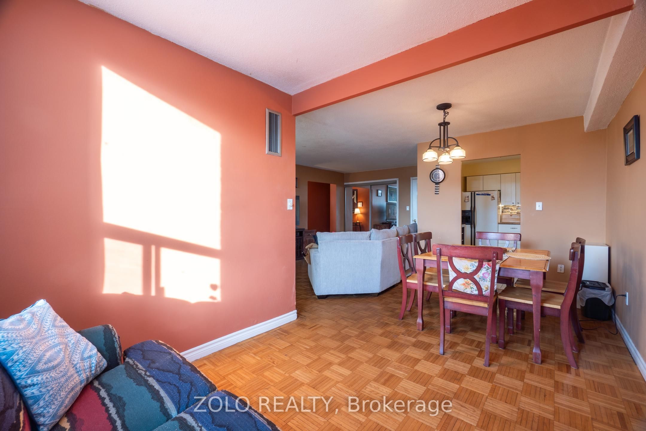 Photo 40 of Unit 618, 10 Edgecliff Golfway, Toronto, Flemingdon Park — HOMEH