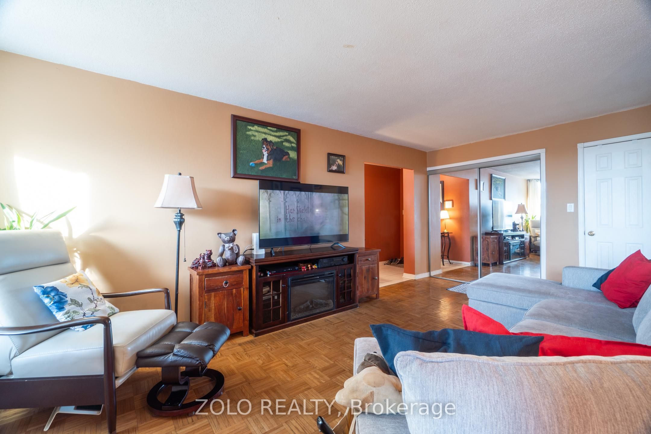 Photo 33 of Unit 618, 10 Edgecliff Golfway, Toronto, Flemingdon Park — HOMEH