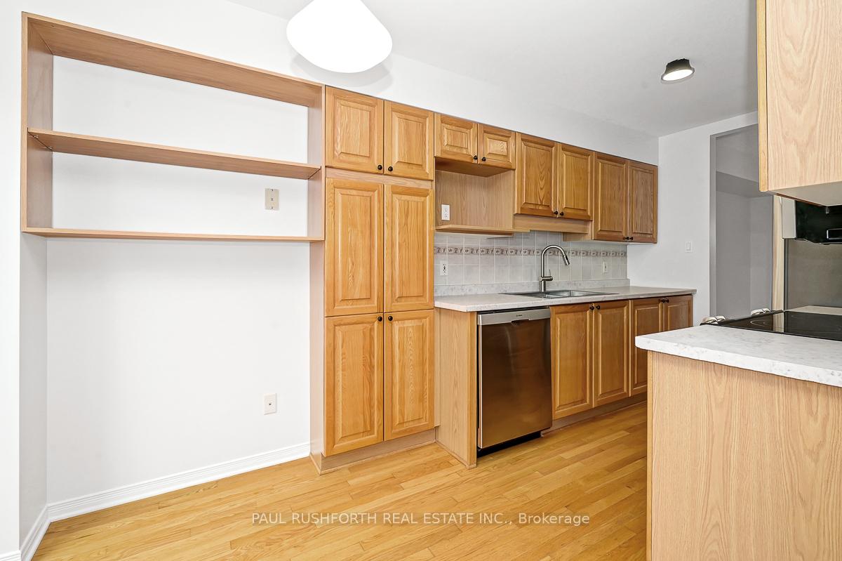 Photo 17 of 115 Tall Oak Private, Ottawa, Riverview Park — HOMEH